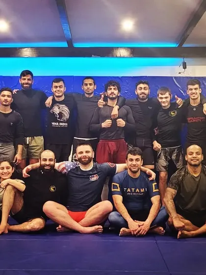 The group from Day 1 of the Mike Murrell seminar. Day 2 promises even more fun.