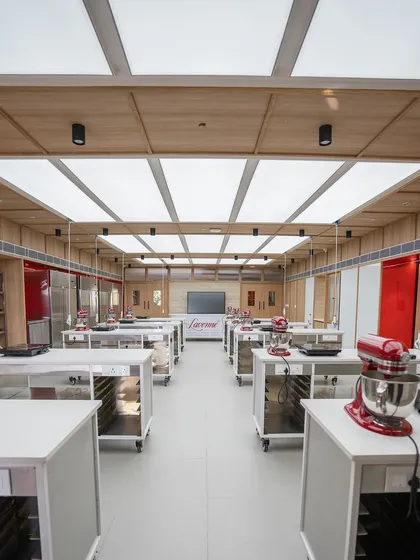 The full expanse of our main teaching kitchen in Delhi, ready to host large corporate groups.