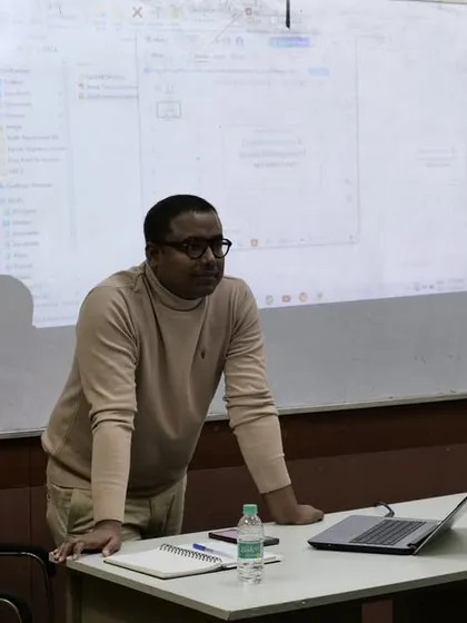 Mr. Pawan Kumar from The Indian Express delivering a guest lecture on Brand Management and Brand Communication to our Public Relations and Digital Marketing students.