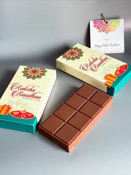 Gifting made easy and delicious with my take on the viral Dubai Chocolate Bar. Each bar is loaded with rich fillings and comes in beautiful festive packaging, making it the perfect luxury chocolate gift for any occasion.