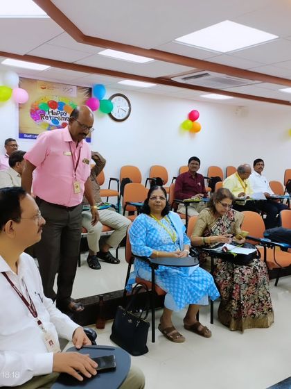 I was invited as a speaker at the Saraswat Bank head office to guide retiring employees on how to live a healthy life after retirement, based on Ayurvedic principles.