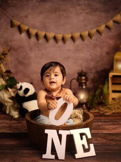 Themed Birthday & Cake Smash Sessions photo 18