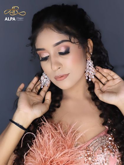 Sangeet & Cocktail Glam photo 13