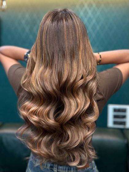 Luminous Blondes & Ashy Greys photo 23