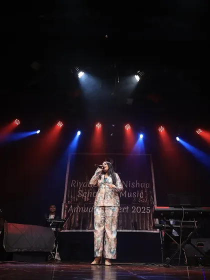 A full stage view of my performance with the band. This is the professional setup our students get to perform with.