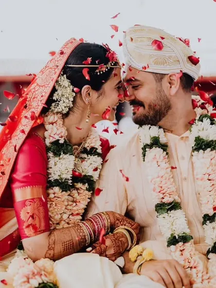 Lost in a shower of petals and happiness. Shaurya and Deeksha’s South Indian wedding was filled with such vibrant, joyful moments that were a true delight to capture.