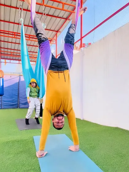 Want to do a handstand but are afraid of falling? The aerial hammock gives you the support you need to build strength and confidence upside down. It makes a difficult pose feel easy and safe.
