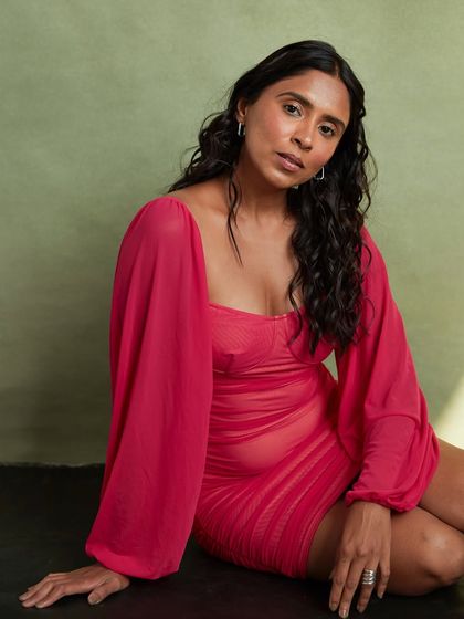 Vidhi Thakur - Portrait & Headshot Photography Studio Portraits: The Art of Stillness photo 4