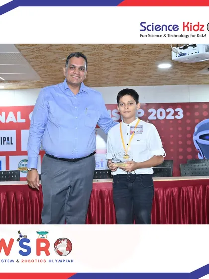 One of our champions receiving his award at the WSRO Pune Qualifiers. His success in the Young Scientist category is a result of his innovative project and clear presentation.