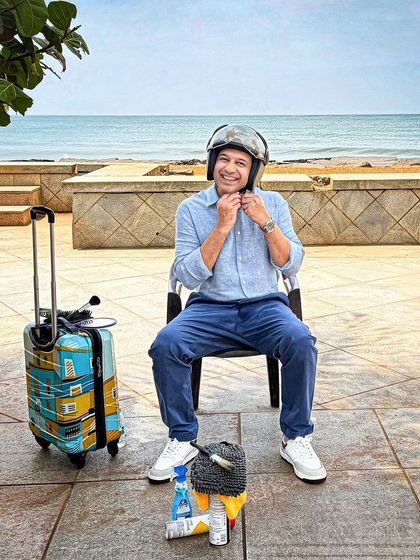 Getting ready for a scene that involved a helmet and luggage. Every prop helps to build the character and the narrative of the ad.