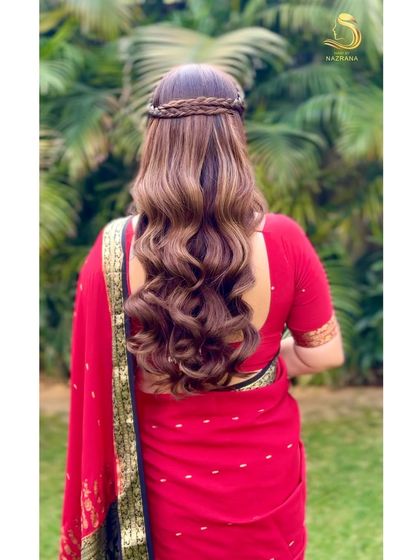 Another angle of the braided crown, a timeless and elegant look.