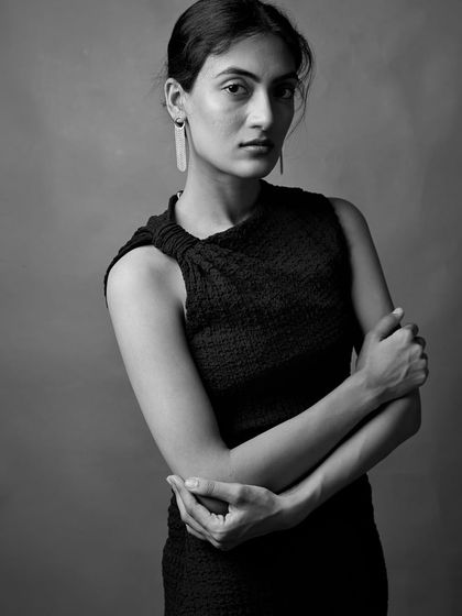 Vidhi Thakur - Portrait & Headshot Photography Black & White Portraits: Timeless Emotion photo 9