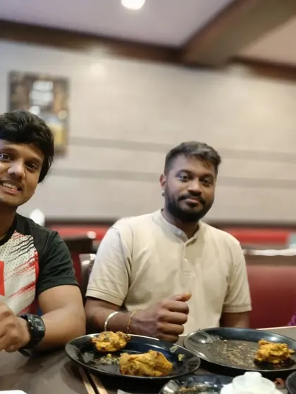 A thumbs-up for a great dinner and even better company. Our coaching team is the heart of the Elite Squad.