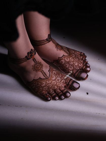 Stunning Bridal Feet Designs photo 5