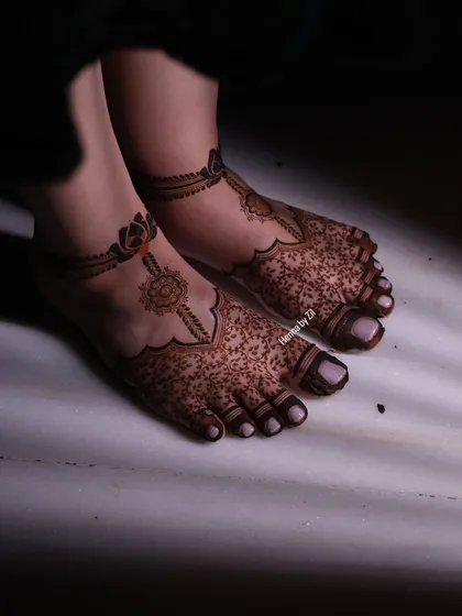 My own bridal foot mehendi. I wanted something that was both elegant and comfortable, with a delicate pattern that covered the feet beautifully.