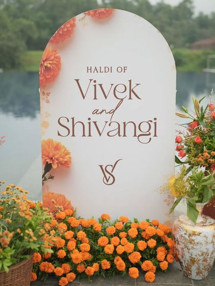 Vibrant Haldi & Mehendi Functions photo 24