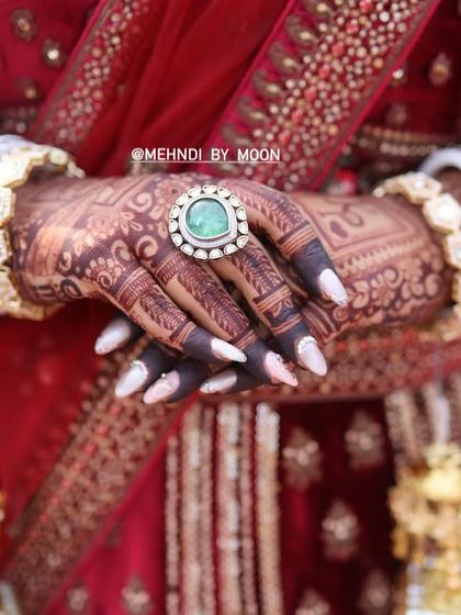 The Stain Promise: Rich, Dark Color photo 7