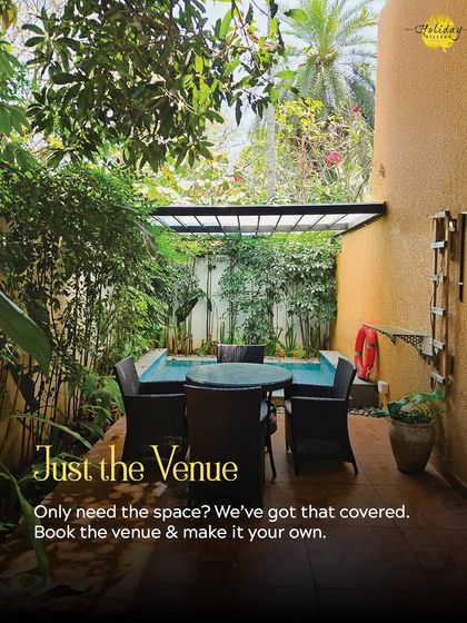 This cozy nook with a private plunge pool is one of our many versatile spaces. It's perfect for smaller, more intimate gatherings or as a private breakout area during a larger event.