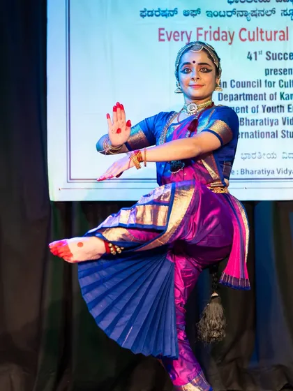 Another powerful stance from Anushree's performance.