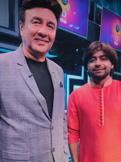 With the legendary Anu Malik on the sets of Saregamapa Li'l Champs. It was an amazing experience to perform as a guest artist on the show.