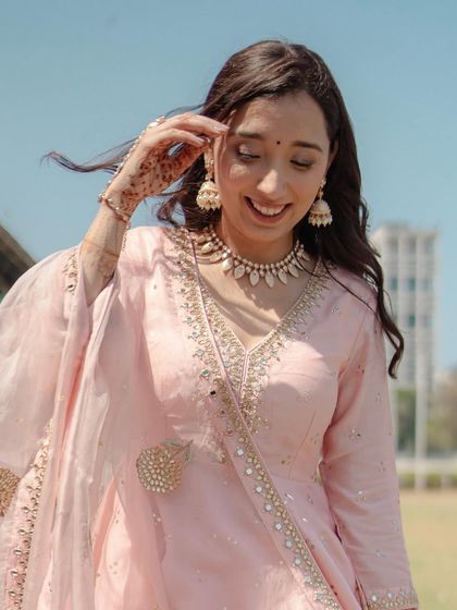 Fun Mehndi & Pre-Wedding Looks photo 25