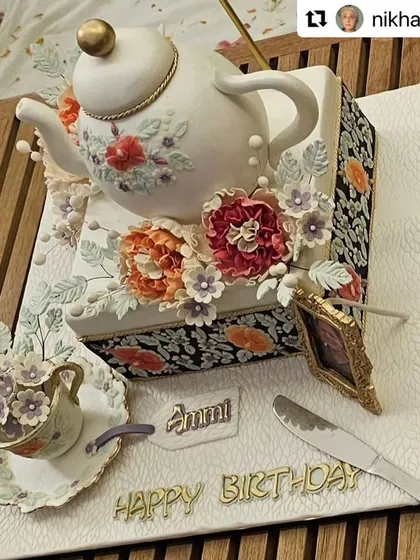 A beautiful, hand-painted teapot cake created for Aamir Khan's mother's birthday. The design was inspired by her love for tea and the intricate patterns of her birthday outfit.