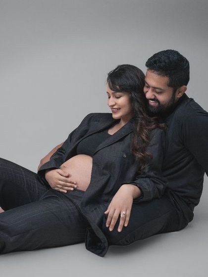 There’s something timeless about capturing love in its purest form. This cozy, intimate moment allows the couple's joy and togetherness to truly shine.