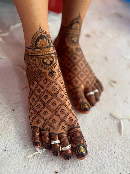 Mitali - Bridal Mehendi Bridal Feet Mehendi photo 25