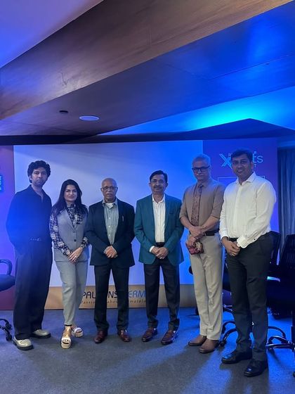 With my fellow panelists after a discussion on the role of peptides in managing hair loss. These smart molecules are a key part of modern, multi-targeted hair regrowth strategies.