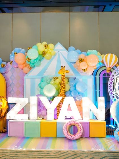 The full pastel carnival stage, a beautiful and colorful setup perfect for birthday photos.