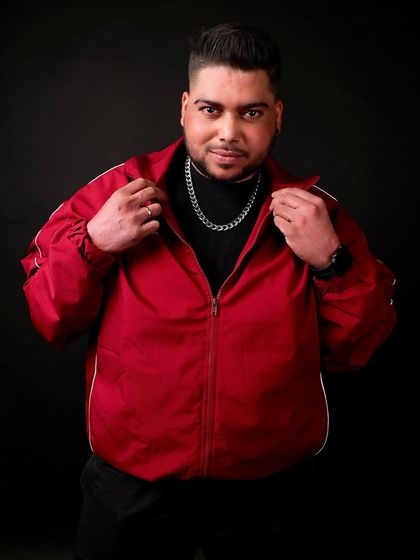 The Look: DJ Sau's Press Kit photo 8