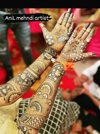 A beautiful design with large mandalas and floral patterns, creating a bold and symmetrical look.