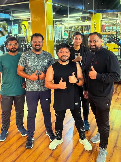 Thumbs up from the crew at Gold's Gym Belathur after a powerful Zumba session. We build a strong sense of community in every class we teach.