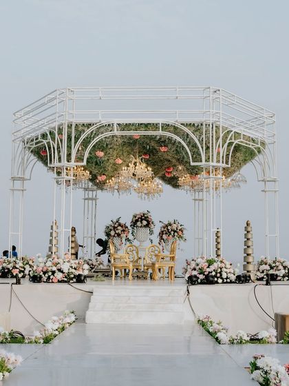 Grand Mandaps & Sacred Spaces photo 7