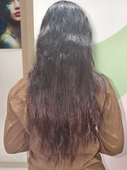 Smooth & Sleek: Frizz-Control Treatments photo 6