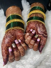 Nail Art & Extensions