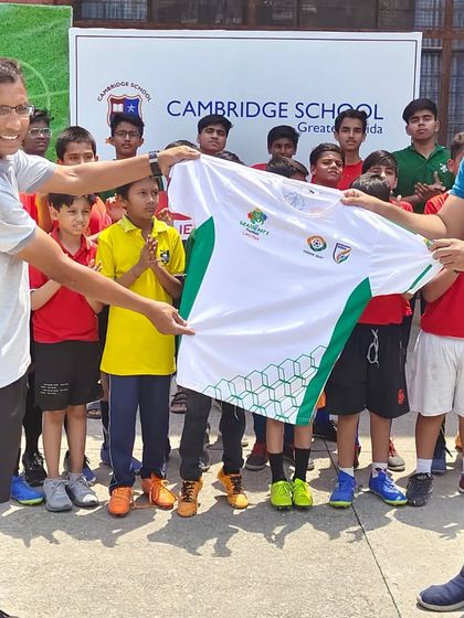 More Than a Team: The Dynamos Family photo 5