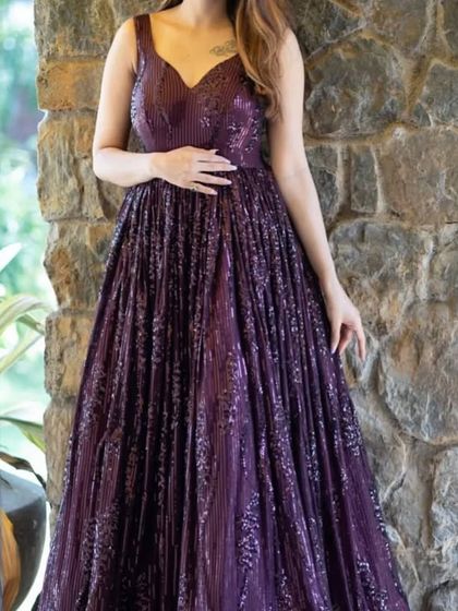 Dress Rental Buzz - Photoshoot Outfit Rental Party & Occasion Wear photo 10