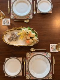 Home Decor & Hosting Essentials