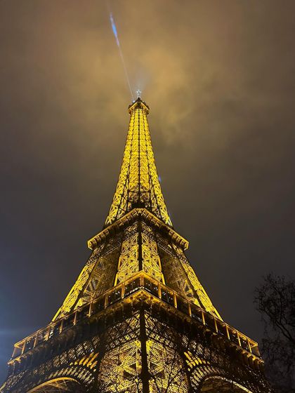 It’s December and all of a sudden, I miss Paris. The Eiffel Tower at night is pure magic, and this shot captures its iconic golden glow.