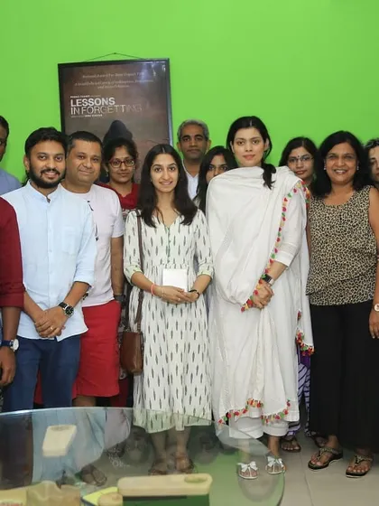 A group photo with Penguin India's Editor-in-Chief Meru Gokhale and Editor Tarini Uppal. We bring the publishing house to the workshop, demystifying the editorial process.