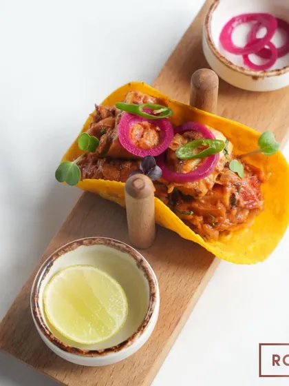 A taste of opulence from our pop-up: Shahi Paneer served in a crispy Roghni Taco. This dish was a luxurious fusion of classic flavours and modern form.