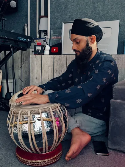 A moment of practice and preparation at Groovy Baby Studio in Mumbai. Before the final recording, I spend time settling in with the instrument and the space.