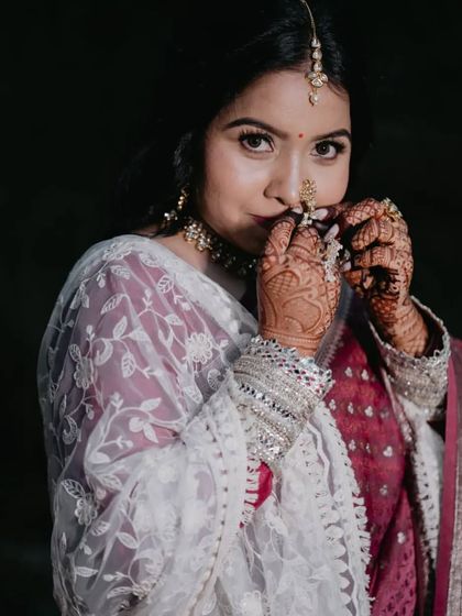 Radiant Maharashtrian Brides photo 15