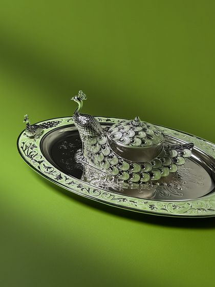 Ornate Serveware & Centerpieces photo 34