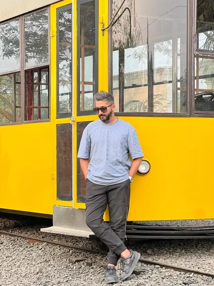 Another shot from the tram location, always exploring for creative backdrops.