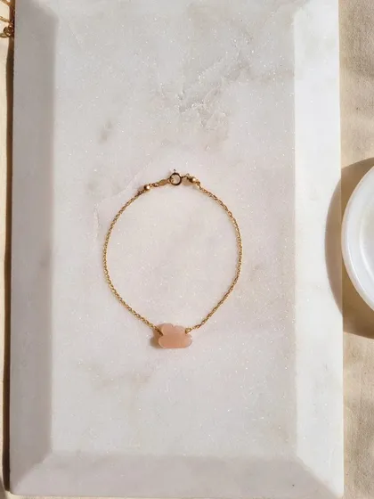 A simple shot of the peach moonstone cloud bracelet. I love this piece for its ability to attract abundance and good fortune in love.