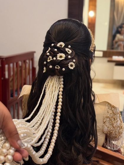 Bhavya Achar - Bridal & Occasion Styling Romantic Open & Half-Up Styles photo 10