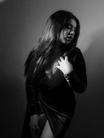 Cinematic Indoor & Studio Work photo 30