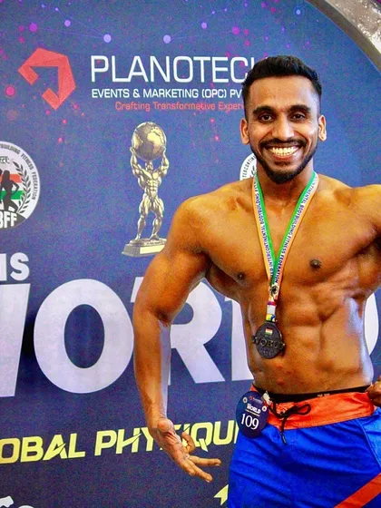 A proud moment for me on the Mr. & Ms. World Global Physique stage. Competing at this level requires extreme discipline in both training and nutrition, and I bring that same champion mindset to helping you achieve your own peak physical condition.